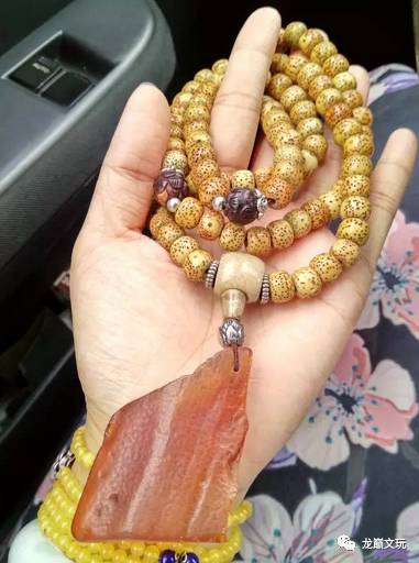 冬天适合把玩什么手串,又到了佩戴手串最好的季节