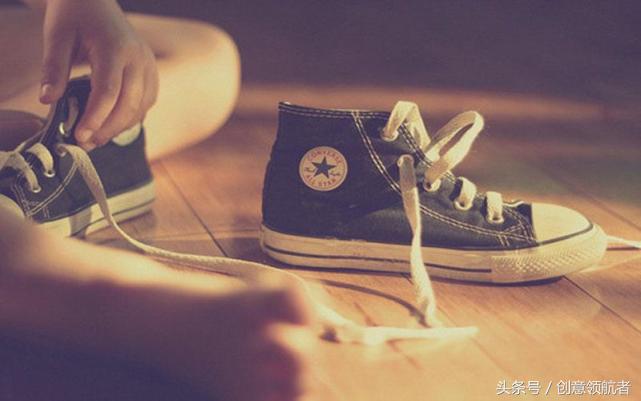 给自己的美足配上美鞋，女人更自信！