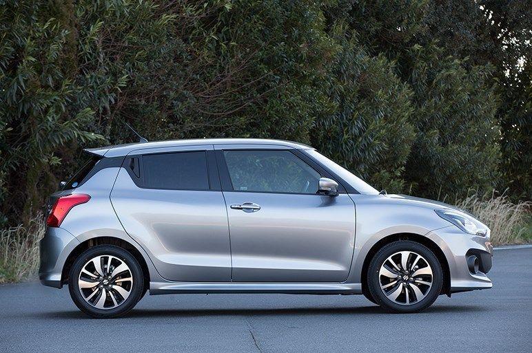 铃木雨燕2024款沉浸式体验,铃木雨燕1.5装机械增压