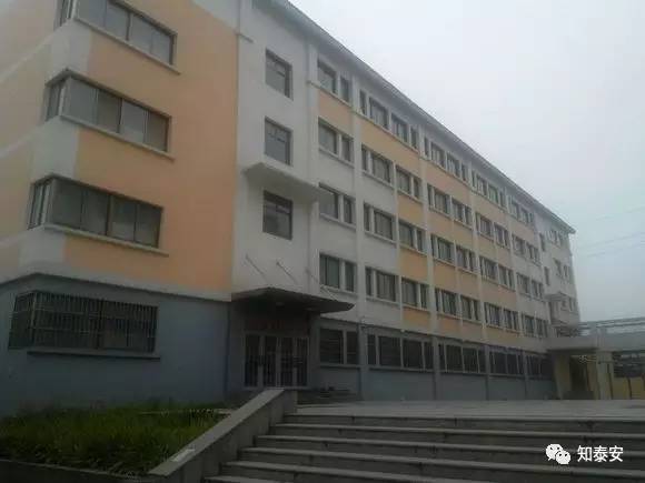 知*安泰**：*安泰**各所大学大PK