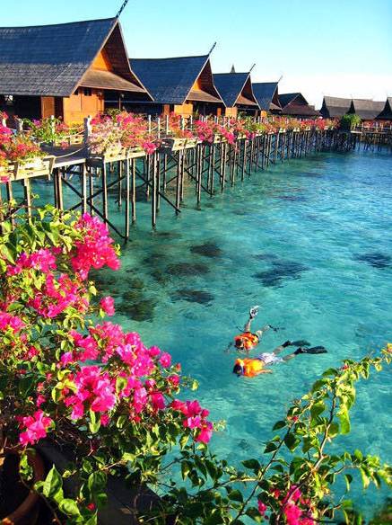 阳春三月，小萌高管们受邀齐飞诗巴丹参加“马布海洋日”~