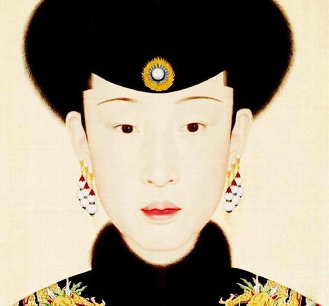 生儿子多有什么用?封了皇后又怎样?乾隆帝一辈子都看不起她!