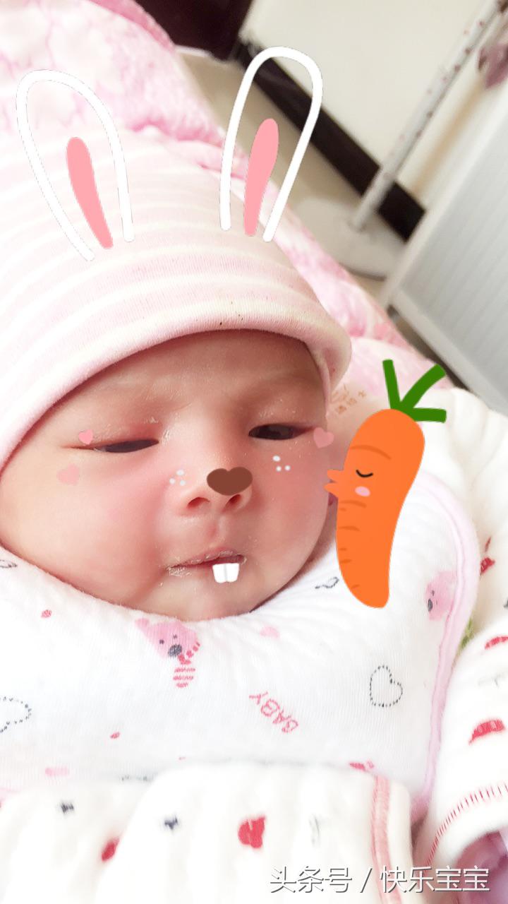 顺产女宝呛羊水只认奶瓶,孕妈用心扭转哺乳成功!