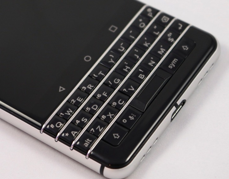 最后的黑莓按键手机,最后一代黑莓发布会