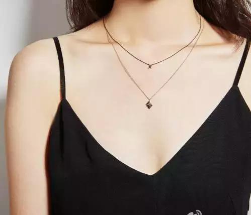 宋慧乔秀贤同款耳环,宋慧乔同款手镯