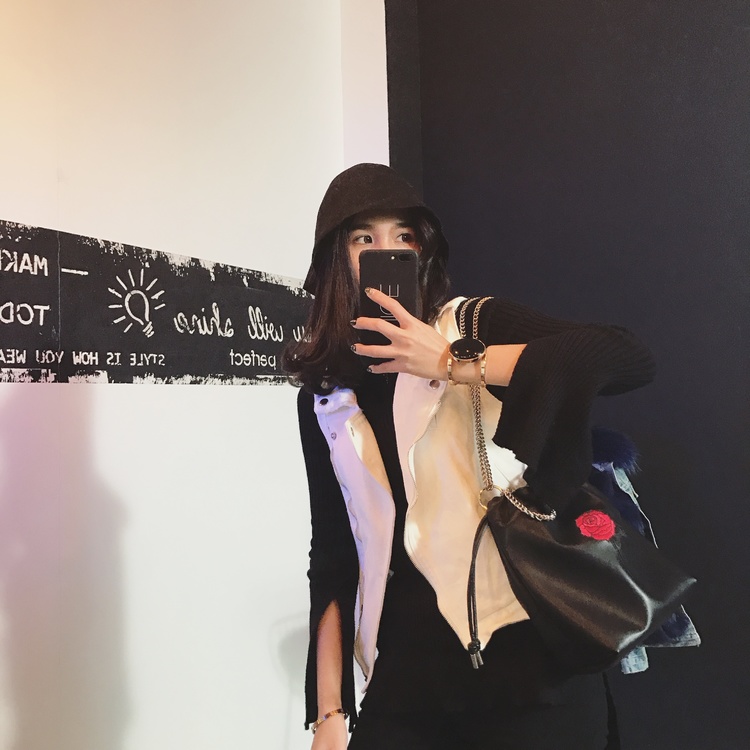 土妞女神之间只差个包听说水桶包最近很红