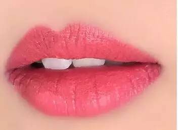 阿玛尼小胖丁试色视频,阿玛尼口红小胖丁400试色