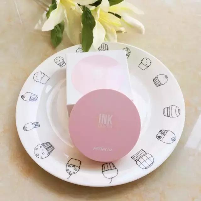 悦诗风吟控油粉饼,控油效果好的蜜粉饼