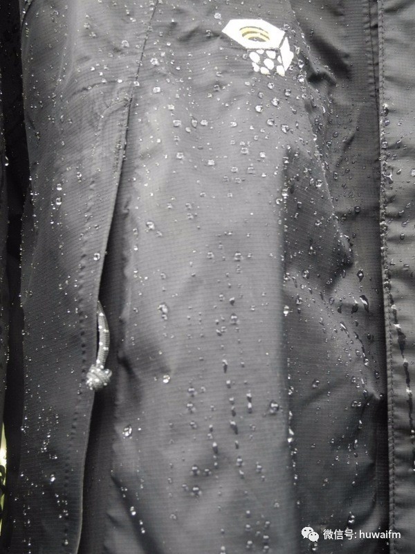 教你五分钟清洗羽绒服保持干净,冬天清洗羽绒服太难了我来教你