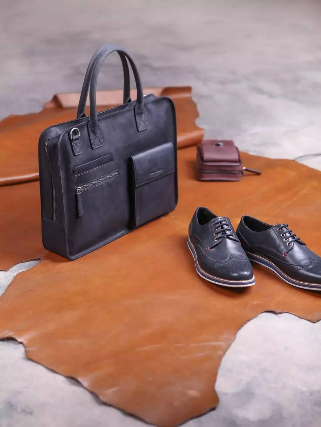 姗勬缁垮叕鏂囧寘,缁跨函鑹插叕鏂囧寘