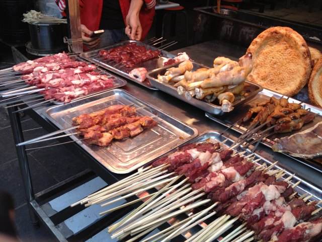 中国最著名的十大小吃街排名榜,中国十大有名的小吃街排名前十