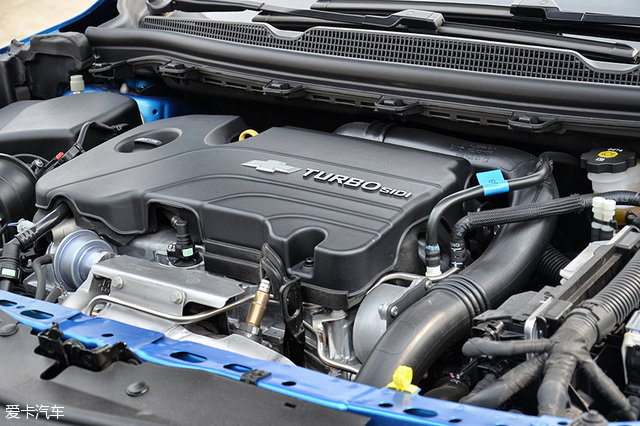 西安13年雪佛兰科鲁兹两厢,雪佛兰1.4t科鲁兹两厢二手车