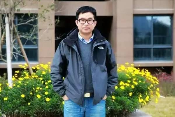 80后老师辞职回乡创业,80后教师辞职卖肉夹馍