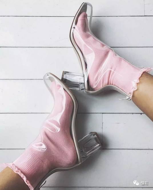 女神节推荐潮鞋,女神节推荐潮鞋大g