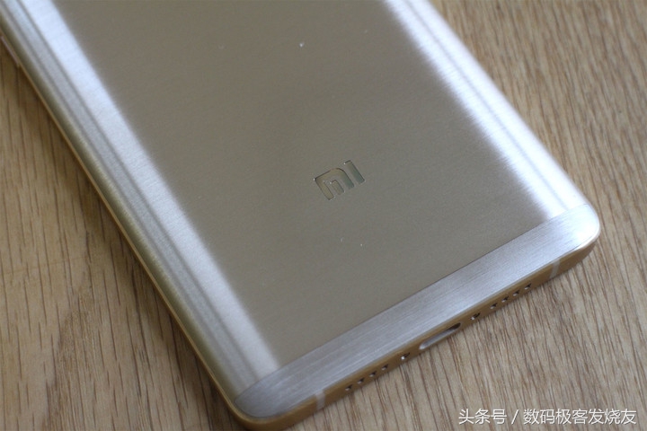 小米5splus参数配置详情,小米5splus评测