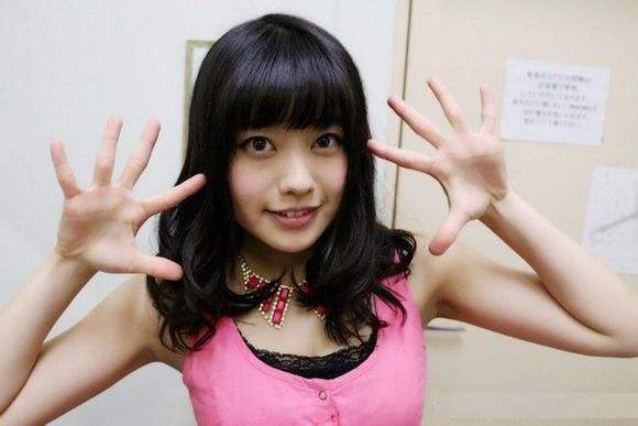 为了成为这部影片的女主角，她终于脱了！