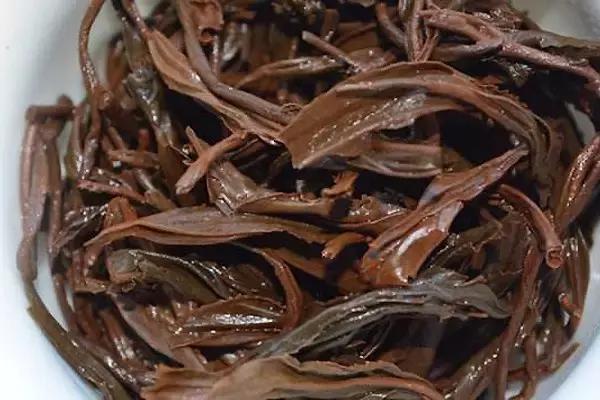 熟茶叶底如何分辨,怎么看茶的叶底