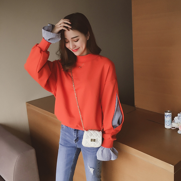 粉嫩大版型卫衣减龄穿搭,开春必备卫衣少女感小众穿搭