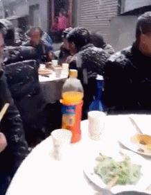 大妈一看就是老手，只是这次栽了！