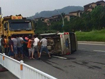 超市买烟幽默笑话,刚去超市买烟幽默笑话