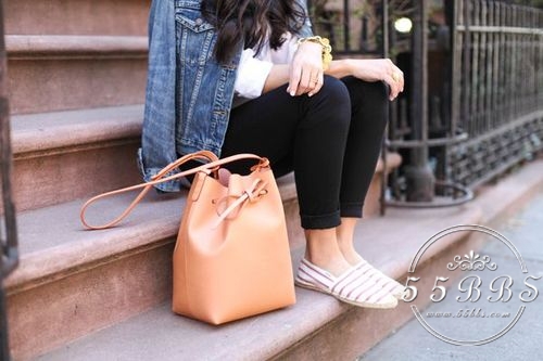 mansurgavriel包多少钱,mansurgavriel贵么