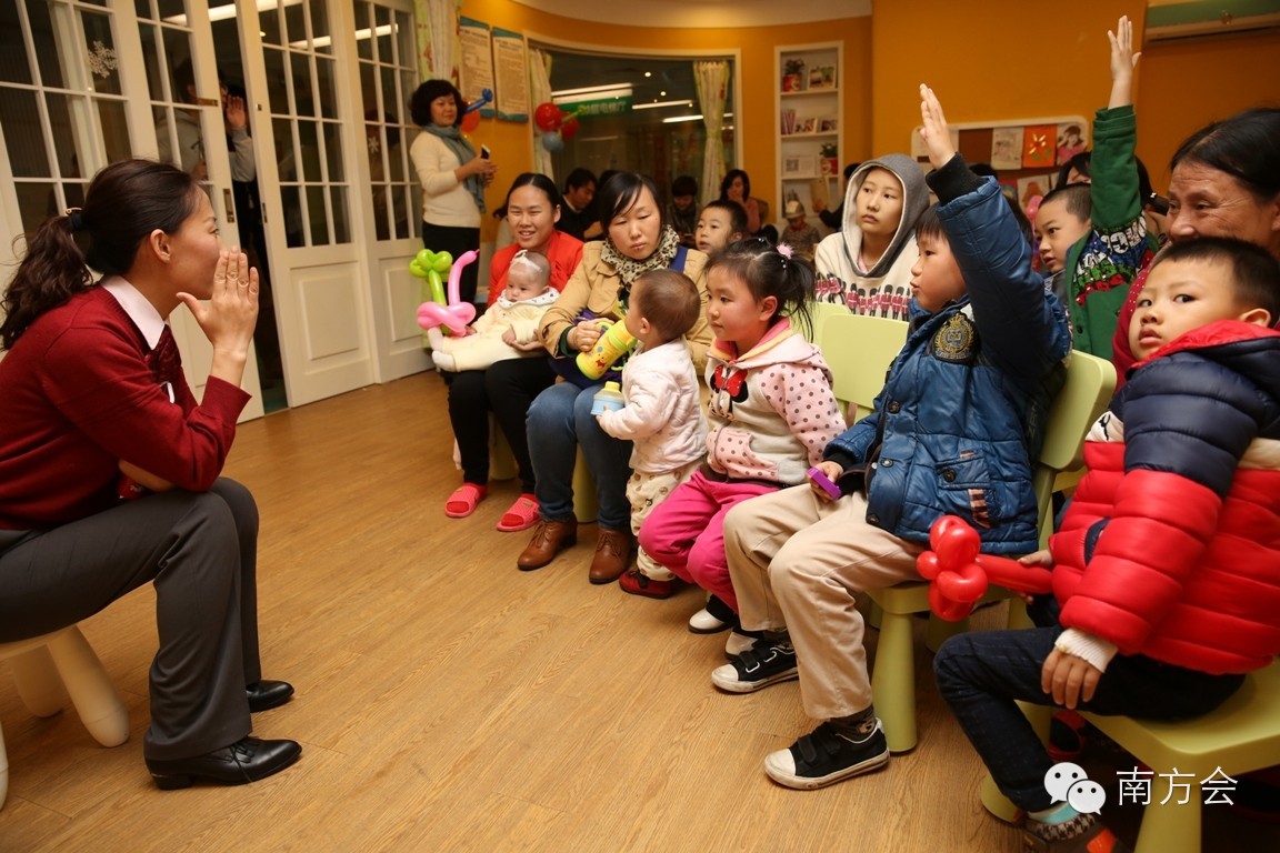 推广||传说中的他来到医院，孩子们都笑了！