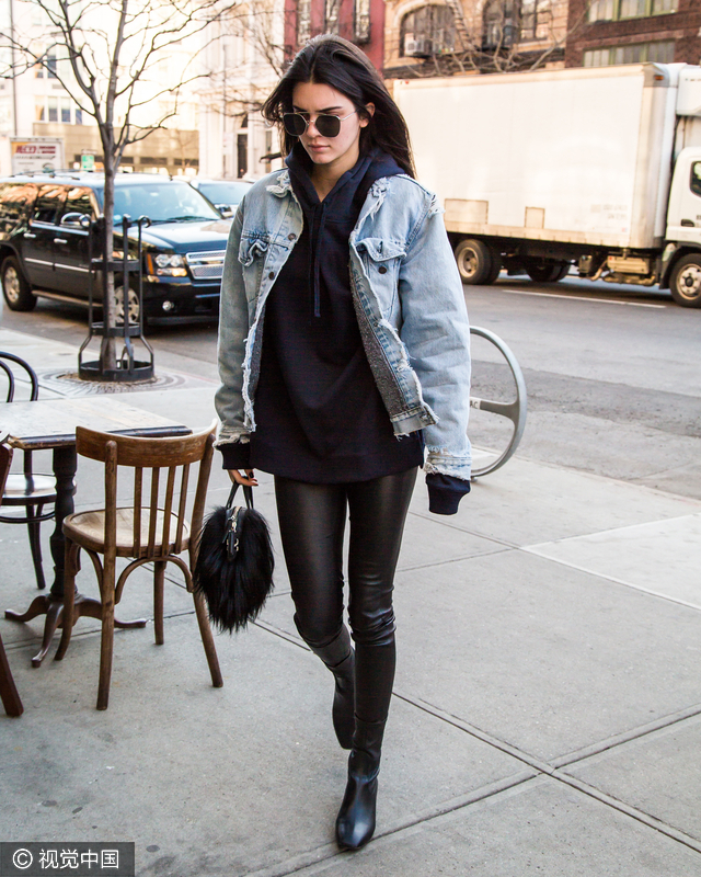 称霸三月换季时就用帽衫+Everything