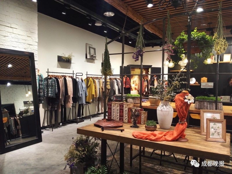 为女王过节,时代奥莱是认真的!