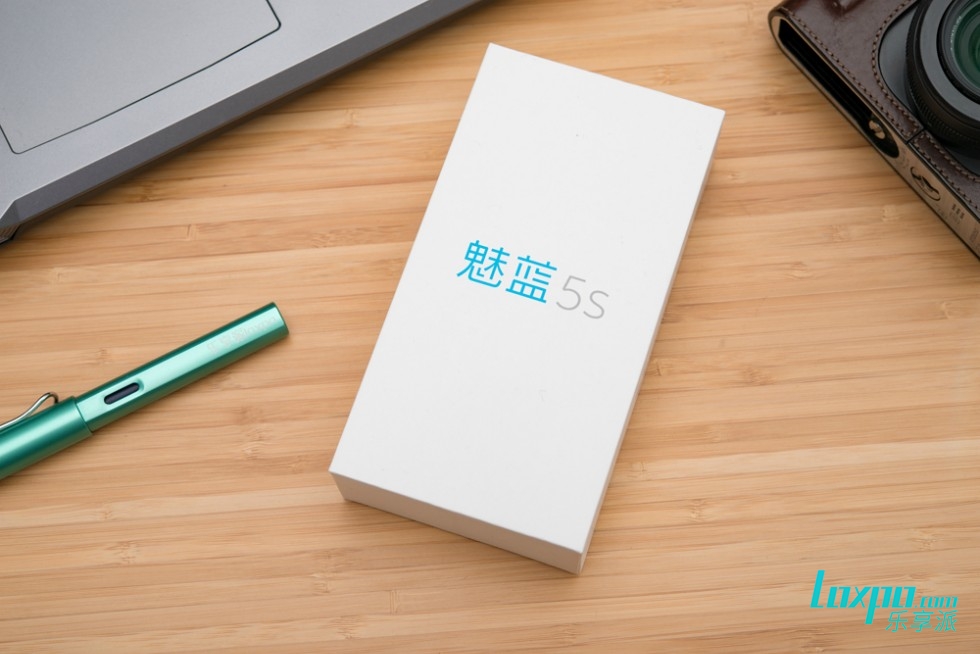 不单有颜值更还有快充魅蓝5s体验评测
