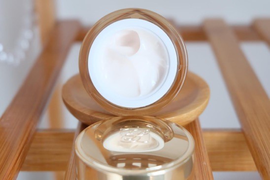 雅诗兰黛白金眼霜15ml和15g怎么选,雅诗兰黛抗蓝光眼霜新春版