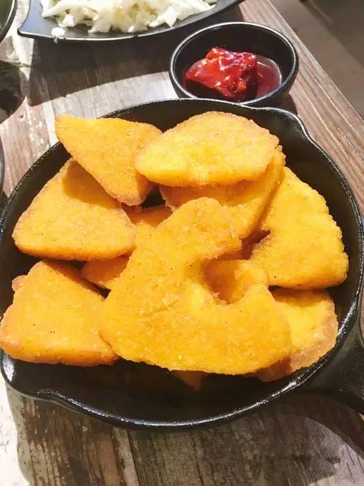 2号线地铁好吃的东西,顺着地铁2号线有哪些好玩的地方