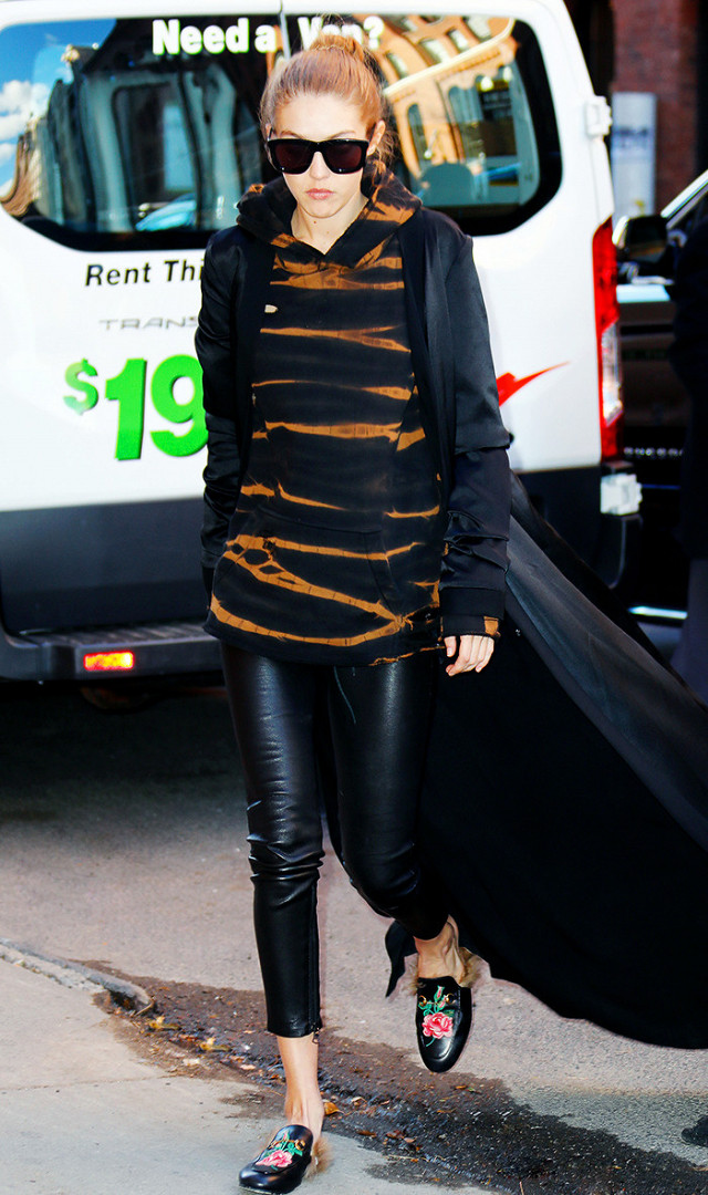 称霸三月换季时就用帽衫+Everything