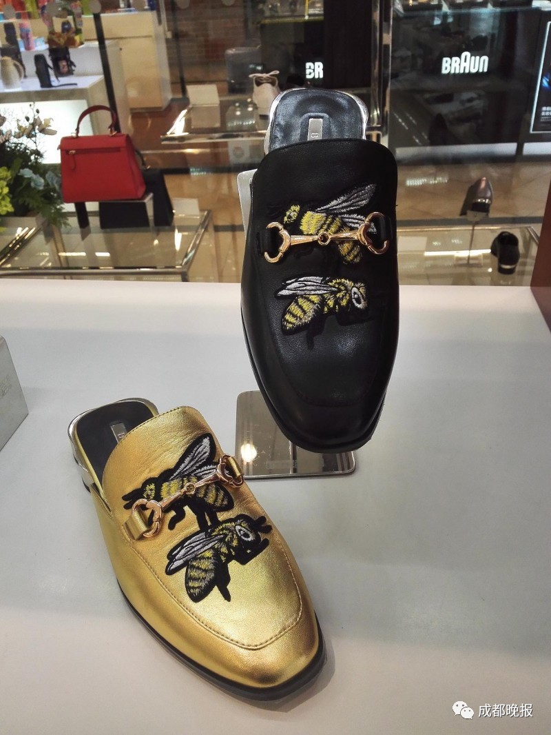 为女王过节,时代奥莱是认真的!