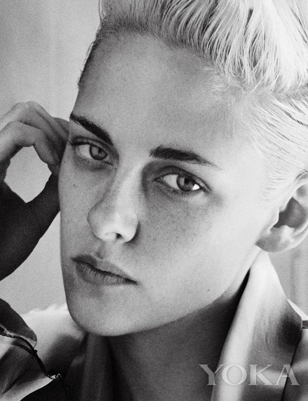 脸部掉皮泛红干燥刺痛用什么药膏,脸上泛红干燥又痒还刺痛还有疙瘩