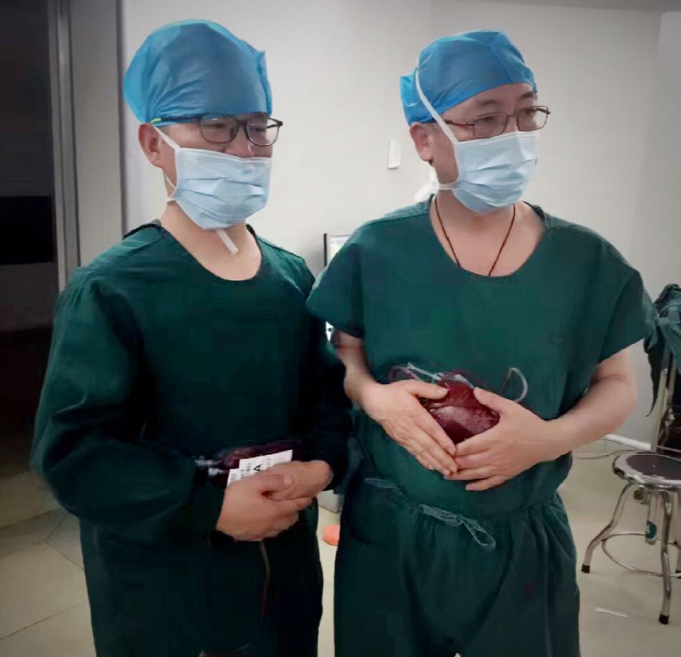 场面震撼！台州20多位医生联手用60袋血击败“死神”救产妇