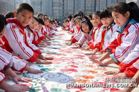 刘赵村小学开展学雷锋活动,唐山雷锋小学春游
