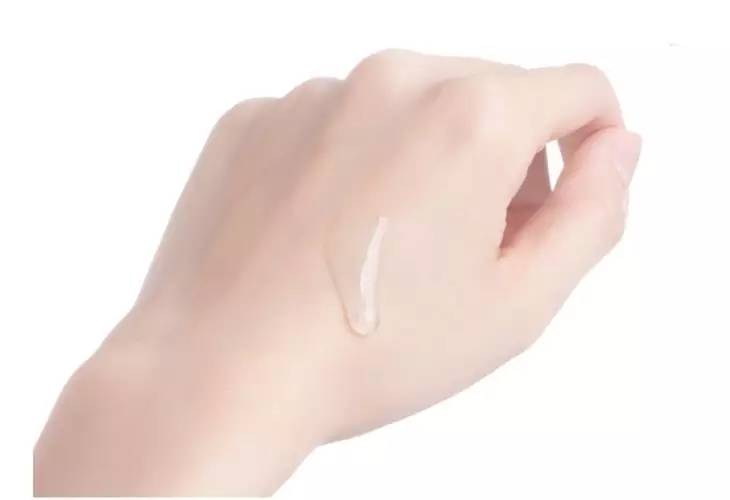 抄送男性友人:不护肤≠MAN