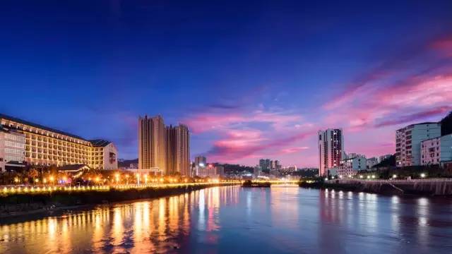 你，为什么离不开石柱！