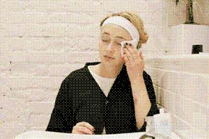 Madam问答室丨祛痘印能否刷酸，卸内眼线方法，橘色唇膏，洗眼液推荐，下身胖牛仔裤