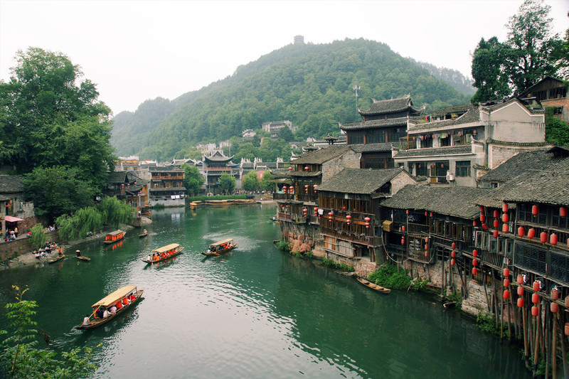 中国适合拍婚纱照的地方有哪些,中国拍婚纱照最美的地方前10名