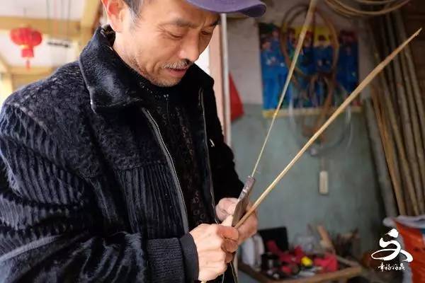 「他们的“江湖”」看点头这双巧手如何玩转竹子!