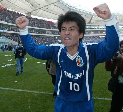 最后一个服刑足坛大佬出狱在即曾击败小罗