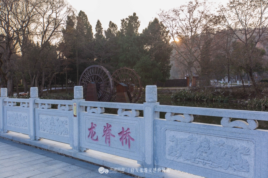 万佛湖金波荡漾,万佛湖传说故事