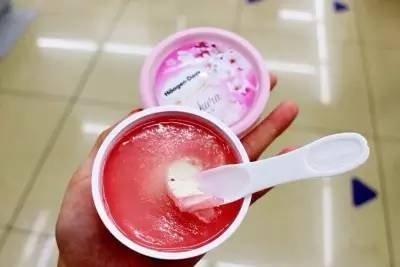 姑娘,我们一起去吃樱花吧!春日24款樱花限定小食已上线!