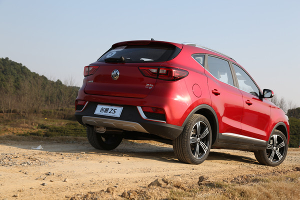 2018年新款名爵zs试驾,外有颜值内有品质