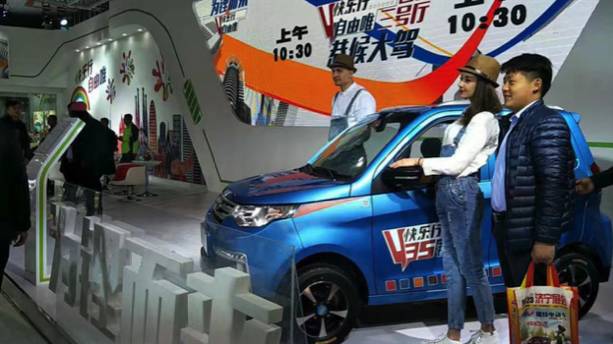 乐唯济南展搞事情,大头鞋锂电版演绎“为锂而来”