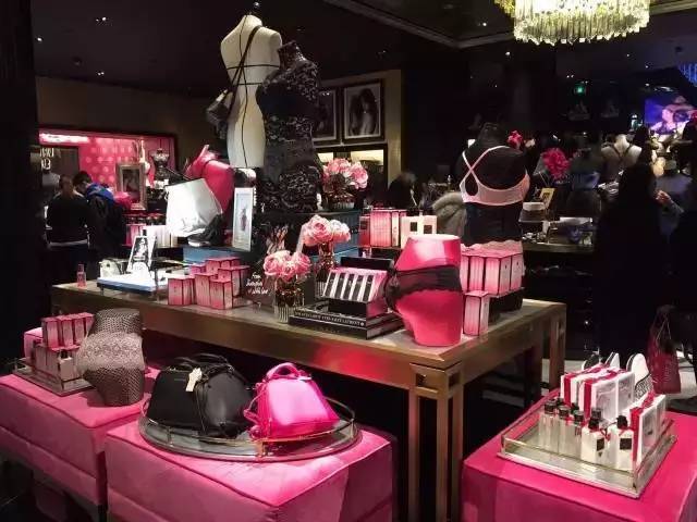 一周有哪些好玩的,一周有什么好玩的地方