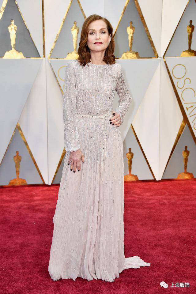 第89届奥斯卡,女神们拼礼服才是正经事!
