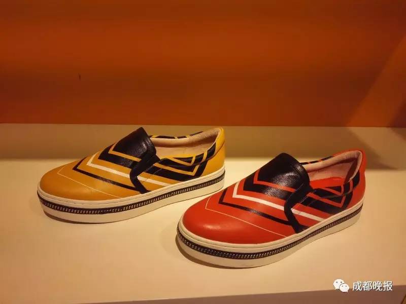 为女王过节，时代奥莱是认真的！