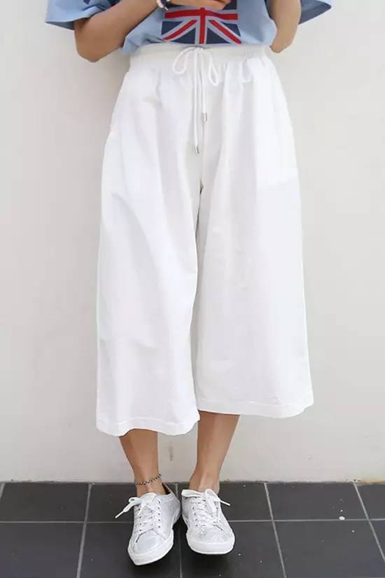 Madam问答室丨祛痘印能否刷酸，卸内眼线方法，橘色唇膏，洗眼液推荐，下身胖牛仔裤